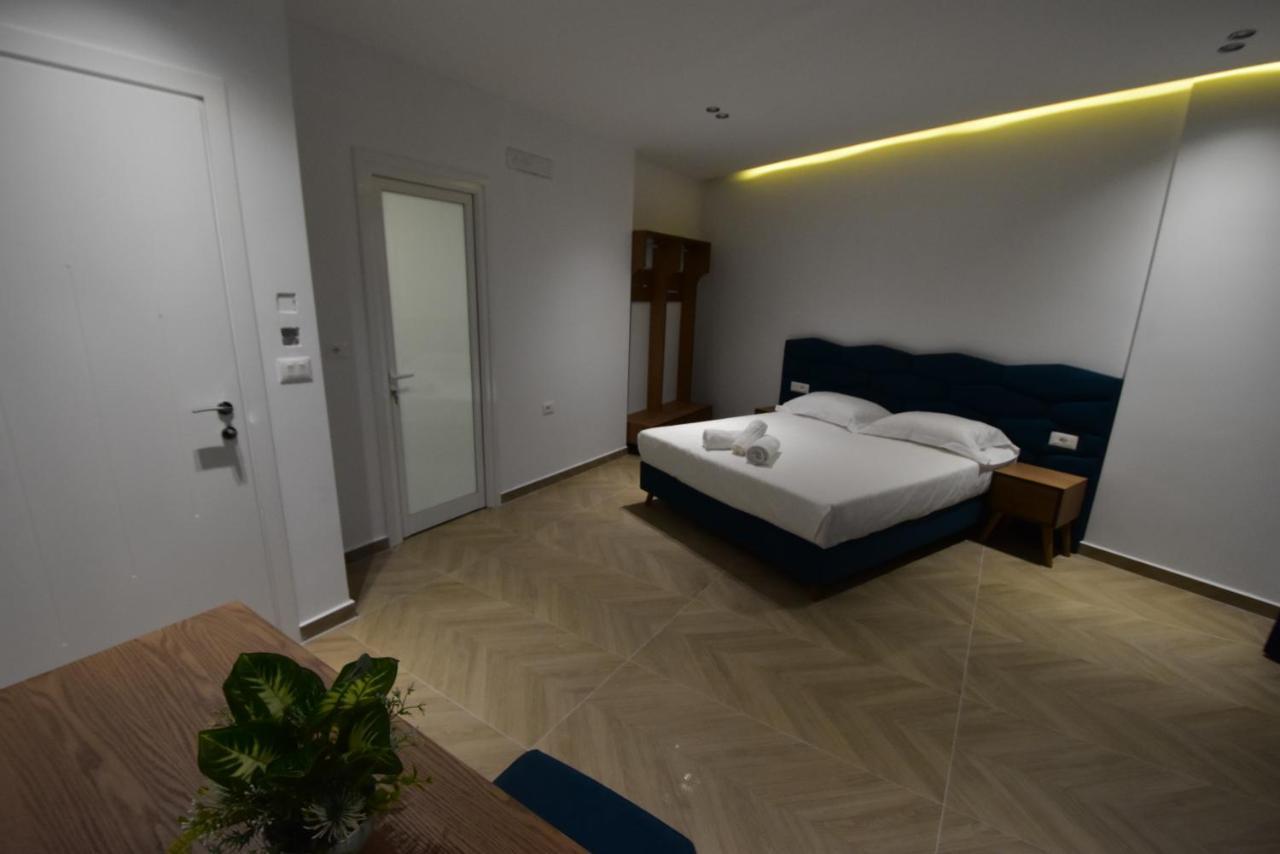 Agimi Hotel Ксамил Экстерьер фото