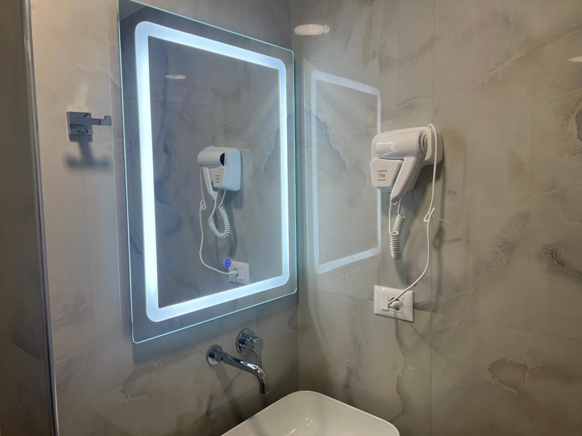 Agimi Hotel Ксамил Экстерьер фото