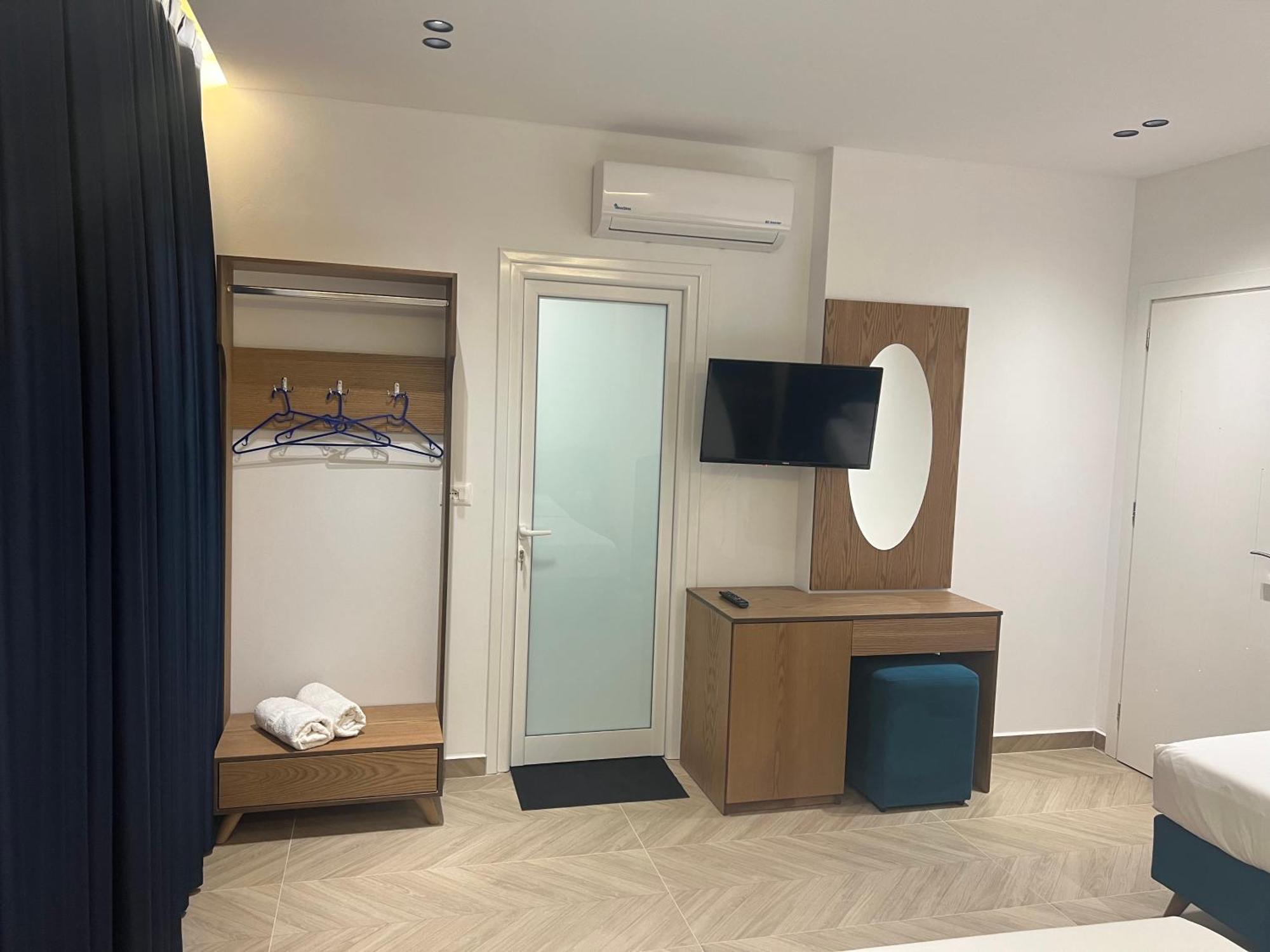 Agimi Hotel Ксамил Экстерьер фото