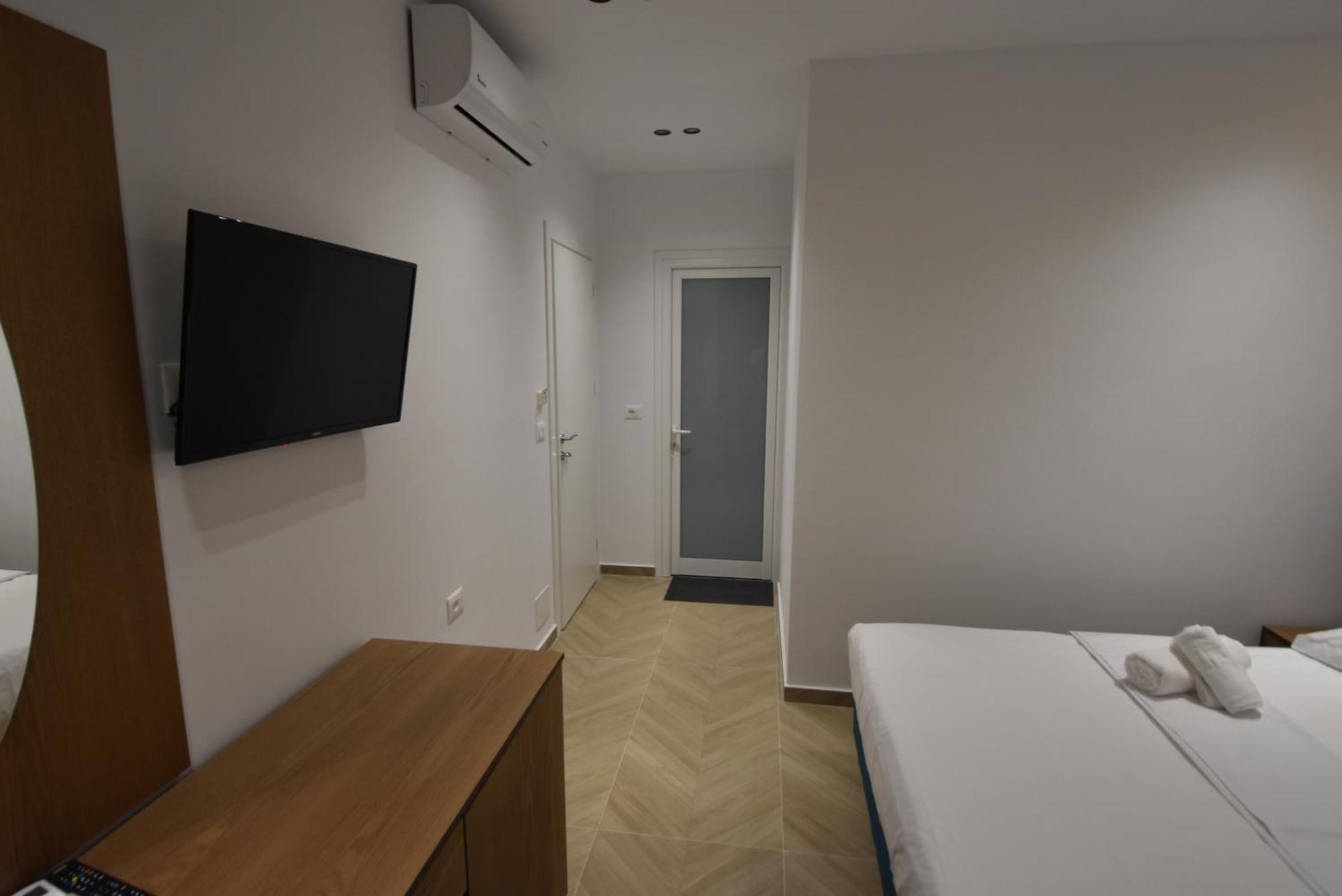 Agimi Hotel Ксамил Экстерьер фото